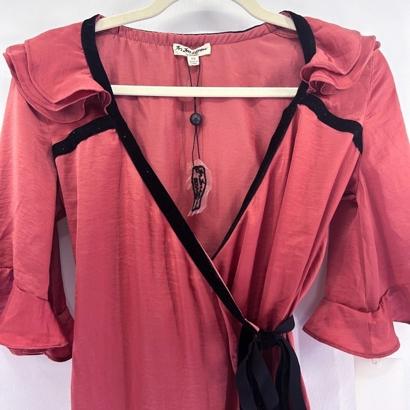 𝅺FOR Love and Lemons Mauve Satin Ruffled Wrap Robe Velvet Trim NWT - Picture 5 of 10